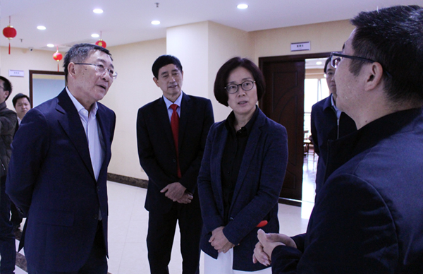 江西省委常委、贛州市委書記吳忠瓊蒞臨我司調(diào)研指導工作