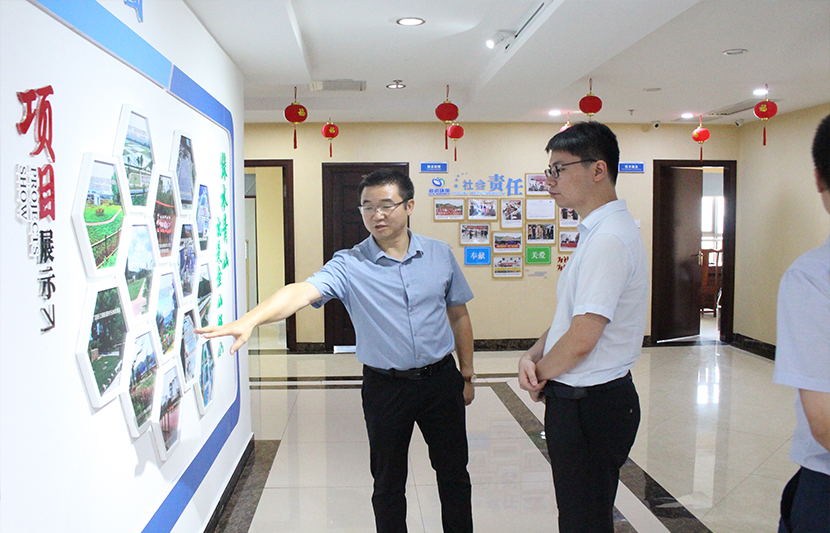 贛州市主攻科技創(chuàng)新小組辦公室林圣杰等一行蒞臨挺進環(huán)?？疾熘笇?dǎo)